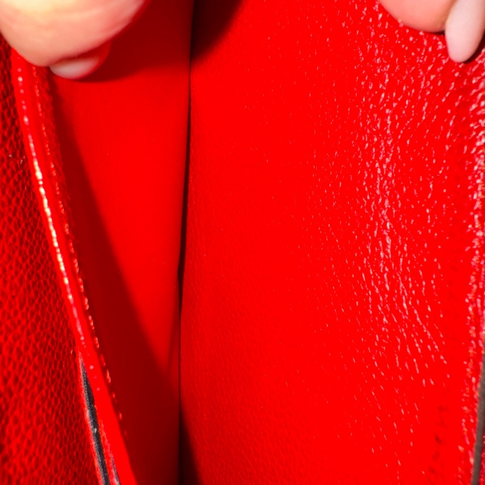 LOUIS VUITTON Red zippy Wallet - Picture 9 of 16